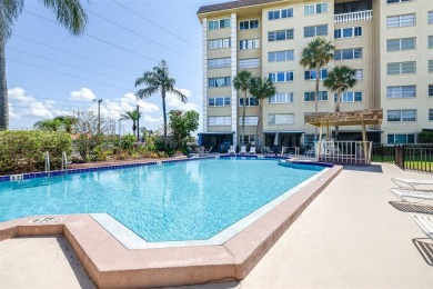 Beautiful Remodeled 2 bedroom, 2 bathroom,  condo with no age on Seminole Lake Country Club in Florida - for sale on GolfHomes.com, golf home, golf lot