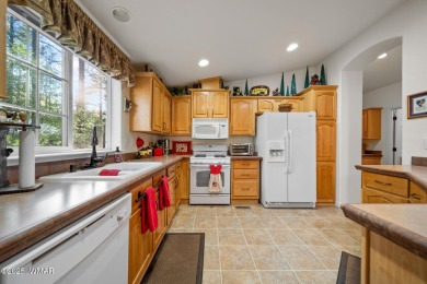 Don't miss this opportunity to own a meticulously maintained and on Pinetop Lakes Golf and Country Club in Arizona - for sale on GolfHomes.com, golf home, golf lot