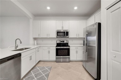 Beautiful 3 Bedroom Villa in The Groves at Orange Blossom! This on Valencia Golf and Country Club in Florida - for sale on GolfHomes.com, golf home, golf lot