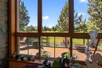 As you step into the 2-story foyer into this stunning on Eagle Crest Golf Resort - Ridge Course in Oregon - for sale on GolfHomes.com, golf home, golf lot