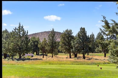 As you step into the 2-story foyer into this stunning on Eagle Crest Golf Resort - Ridge Course in Oregon - for sale on GolfHomes.com, golf home, golf lot