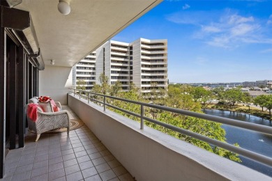 Waterfront Condo in Pasadena Yacht  Country Club

Located on the on Pasadena Yacht and Country Club in Florida - for sale on GolfHomes.com, golf home, golf lot