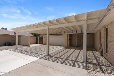 Location, location! This charming 3-bedroom, 2.5-bath home in on PalmBrook Country Club in Arizona - for sale on GolfHomes.com, golf home, golf lot