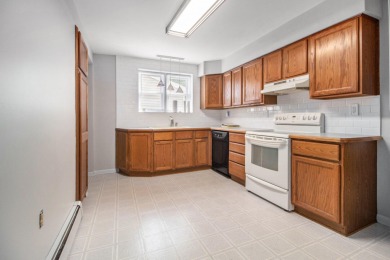 Incredible find and opportunity in Canton Township.  Nicely on Fellows Creek Golf Club in Michigan - for sale on GolfHomes.com, golf home, golf lot