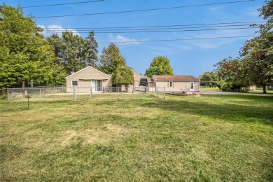 Incredible find and opportunity in Canton Township.  Nicely on Fellows Creek Golf Club in Michigan - for sale on GolfHomes.com, golf home, golf lot