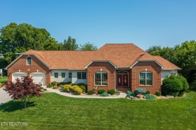 Welcome to this upscale home including a chef's kitchen with GE on Tellico Village -The Links At Kahite Golf Course in Tennessee - for sale on GolfHomes.com, golf home, golf lot