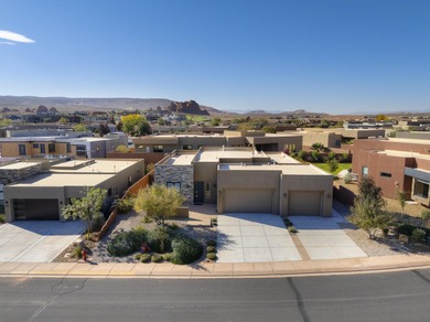 Welcome to easy living in The Dunes at Sand Hollow Resort. This on Sand Hollow Golf Resort in Utah - for sale on GolfHomes.com, golf home, golf lot