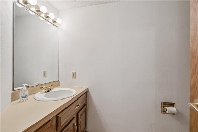 Welcome to 4113 Lark Ct NE, Cedar Rapids!
A condo nestled on a on Twin Pines Golf Course in Iowa - for sale on GolfHomes.com, golf home, golf lot
