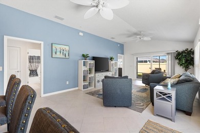 FABULOUS barely-lived-in 2 BEDROOM 2 BATH DURHAM BUNGALOW on Pennbrooke Fairways in Florida - for sale on GolfHomes.com, golf home, golf lot