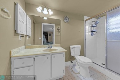 Priced to sell! Large Corner Unit! 2 bedroom/ 2 bathrooms, Lake on Flamingo Lakes Country Club in Florida - for sale on GolfHomes.com, golf home, golf lot