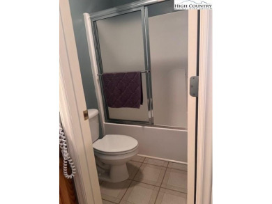 LOCATION AND CONVENIENCE at one of the top golf resorts in the on Jefferson Landing Club in North Carolina - for sale on GolfHomes.com, golf home, golf lot