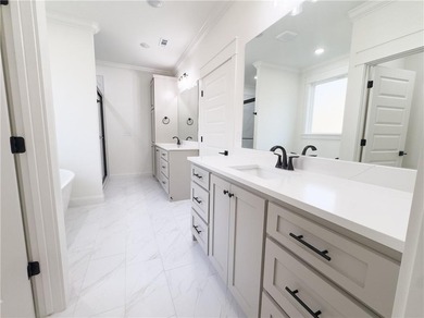 Beautiful New Construction Home in Bella Vista!  Come experience on Bella Vista Country Club - Scottsdale in Arkansas - for sale on GolfHomes.com, golf home, golf lot