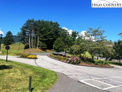 LOCATION AND CONVENIENCE at one of the top golf resorts in the on Jefferson Landing Club in North Carolina - for sale on GolfHomes.com, golf home, golf lot