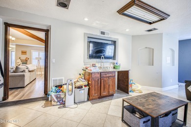 Beautiful home in Vista Del Sol with tons of space inside and on Vista Hills Country Club in Texas - for sale on GolfHomes.com, golf home, golf lot