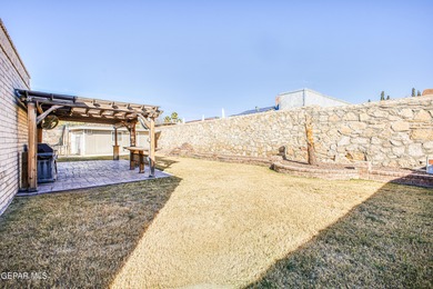 Beautiful home in Vista Del Sol with tons of space inside and on Vista Hills Country Club in Texas - for sale on GolfHomes.com, golf home, golf lot