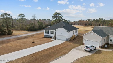Take advantage of amazing incentives through our preferred on Harbour Point Golf Club in North Carolina - for sale on GolfHomes.com, golf home, golf lot