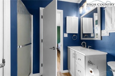 TURNKEY, SLOPESIDE condo overlooking Easy Street ski run and on Sugar Mountain Golf Course in North Carolina - for sale on GolfHomes.com, golf home, golf lot