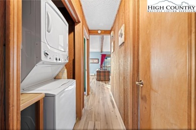 TURNKEY, SLOPESIDE condo overlooking Easy Street ski run and on Sugar Mountain Golf Course in North Carolina - for sale on GolfHomes.com, golf home, golf lot