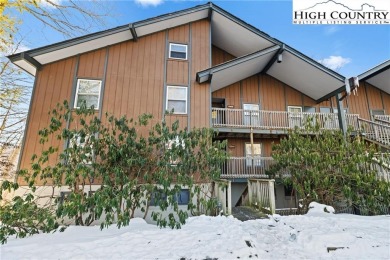 TURNKEY, SLOPESIDE condo overlooking Easy Street ski run and on Sugar Mountain Golf Course in North Carolina - for sale on GolfHomes.com, golf home, golf lot
