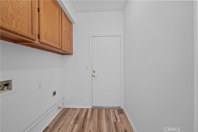 ***PRICED TO SELL**NOT a 55+ community**Welcome to this on Menifee Lakes Country Club - Lakes in California - for sale on GolfHomes.com, golf home, golf lot