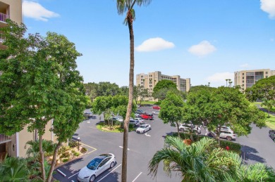 HUNTINGTON LAKES--ACTIVE ADULT COMMUNITY, 55+ community.Welcome on Marina Lakes Golf Course in Florida - for sale on GolfHomes.com, golf home, golf lot