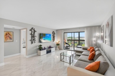 HUNTINGTON LAKES--ACTIVE ADULT COMMUNITY, 55+ community.Welcome on Marina Lakes Golf Course in Florida - for sale on GolfHomes.com, golf home, golf lot