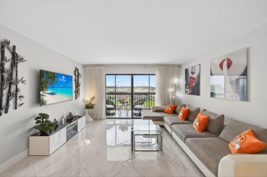 HUNTINGTON LAKES--ACTIVE ADULT COMMUNITY, 55+ community.Welcome on Marina Lakes Golf Course in Florida - for sale on GolfHomes.com, golf home, golf lot