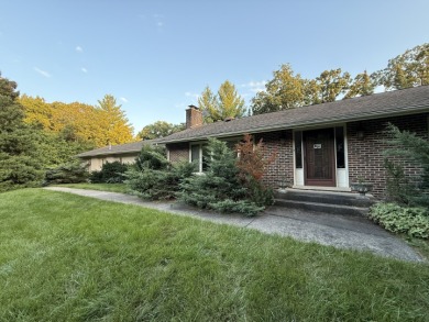 Welcome to Inverness' Mcintosch Subdivision. Beautiful, private on Inverness Golf Club in Illinois - for sale on GolfHomes.com, golf home, golf lot