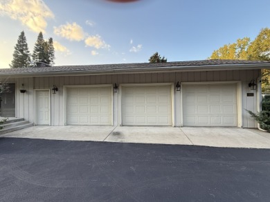 Welcome to Inverness' Mcintosch Subdivision. Beautiful, private on Inverness Golf Club in Illinois - for sale on GolfHomes.com, golf home, golf lot