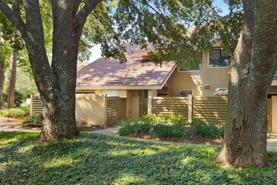 Located on the beachside of Sandestin, this charming Beachwalk on Sandestin Golf and Beach Resort - The Links in Florida - for sale on GolfHomes.com, golf home, golf lot