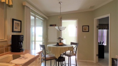 This is a beautiful 2004 Palm Harbor home,2 1/2 bath,2  bedroom on Schalamar Creek Golf and Country Club in Florida - for sale on GolfHomes.com, golf home, golf lot