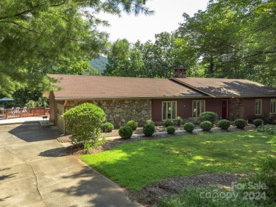 You've found your Mid-Century Modern Oasis! This single-level on Black Mountain Golf Course in North Carolina - for sale on GolfHomes.com, golf home, golf lot