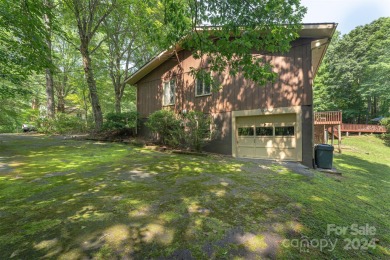 You've found your Mid-Century Modern Oasis! This single-level on Black Mountain Golf Course in North Carolina - for sale on GolfHomes.com, golf home, golf lot