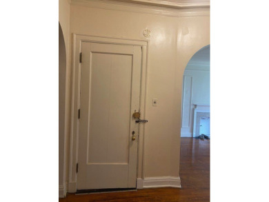 Step back in time in this truly vintage 2 bed/2 full bath condo on South Shore Cultural Ctr. Golf Course in Illinois - for sale on GolfHomes.com, golf home, golf lot