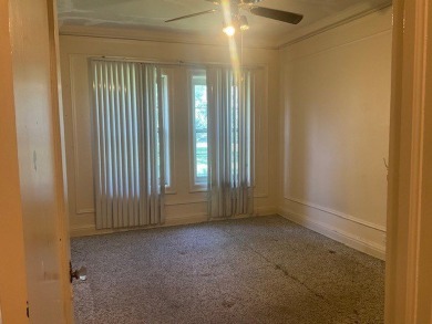 Step back in time in this truly vintage 2 bed/2 full bath condo on South Shore Cultural Ctr. Golf Course in Illinois - for sale on GolfHomes.com, golf home, golf lot
