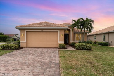 Incredible Value - Perfect for a full-time resident, investment on Herons Glen Golf and Country Club in Florida - for sale on GolfHomes.com, golf home, golf lot