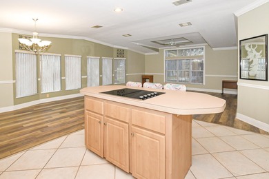 Priced to Sell!3 Bedroom / 2 Bath, over 1,700 SF.Open floor plan on Savanna Golf Club in Florida - for sale on GolfHomes.com, golf home, golf lot