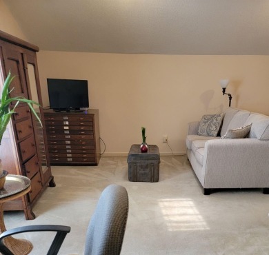Beautifully maintained Garden Home in a quiet and secluded on Windyke Country Club in Tennessee - for sale on GolfHomes.com, golf home, golf lot