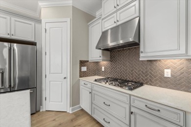 *GOLF MEMBERSHIP INCLUDED/ GOLF DEEDED HOME* Discover the on Esplanade Golf and Country at Lakewood Ranch in Florida - for sale on GolfHomes.com, golf home, golf lot