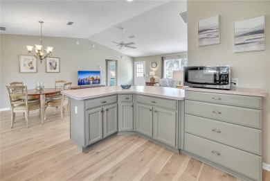 NEW LISTING PRICE.... TURNKEY WITH NEW FURNITURE!!!  Bond PAID on The Links of Spruce Creek in Florida - for sale on GolfHomes.com, golf home, golf lot
