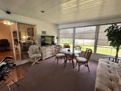 ADORABLE THREE BED, TWO BATH HOME ON INTERIOR LOT! 2002 Jacobsen on Four Lakes Golf Club in Florida - for sale on GolfHomes.com, golf home, golf lot
