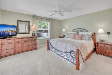 NEW LISTING PRICE.... TURNKEY WITH NEW FURNITURE!!!  Bond PAID on The Links of Spruce Creek in Florida - for sale on GolfHomes.com, golf home, golf lot