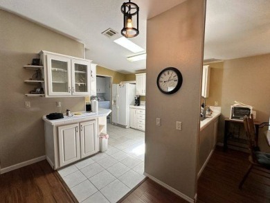 ADORABLE THREE BED, TWO BATH HOME ON INTERIOR LOT! 2002 Jacobsen on Four Lakes Golf Club in Florida - for sale on GolfHomes.com, golf home, golf lot