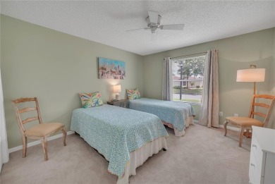 NEW LISTING PRICE.... TURNKEY WITH NEW FURNITURE!!!  Bond PAID on The Links of Spruce Creek in Florida - for sale on GolfHomes.com, golf home, golf lot