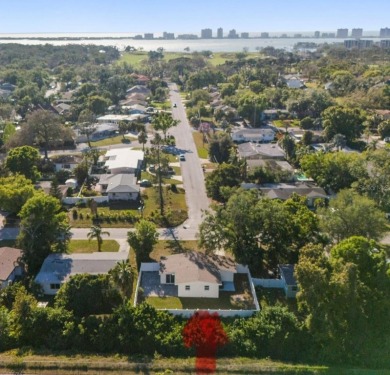MOTIVATED SELLER!  Impressive Mid-Century Modern Belleair home on Belleair Country Club in Florida - for sale on GolfHomes.com, golf home, golf lot