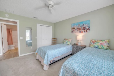 NEW LISTING PRICE.... TURNKEY WITH NEW FURNITURE!!!  Bond PAID on The Links of Spruce Creek in Florida - for sale on GolfHomes.com, golf home, golf lot