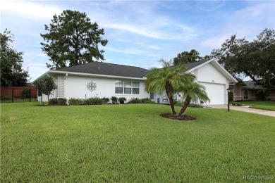 Located in the desirable Inverness Golf and Country Club on Inverness Golf and Country Club in Florida - for sale on GolfHomes.com, golf home, golf lot