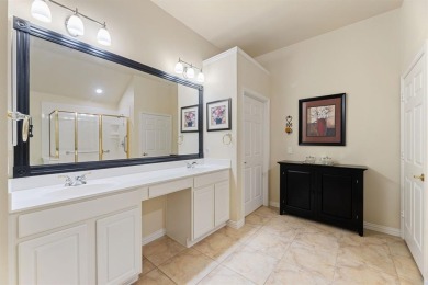 PRIDE OF OWNERSHIP - EXECUTIVE HOME in HERITAGE RANCH (50+ on Heritage Ranch Golf and Country Club in Texas - for sale on GolfHomes.com, golf home, golf lot
