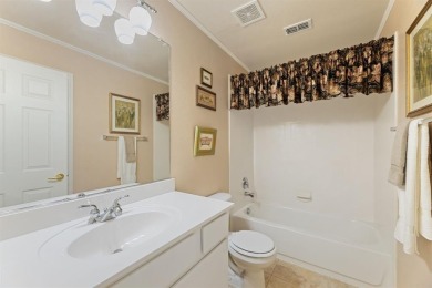 PRIDE OF OWNERSHIP - EXECUTIVE HOME in HERITAGE RANCH (50+ on Heritage Ranch Golf and Country Club in Texas - for sale on GolfHomes.com, golf home, golf lot