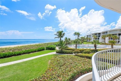 Beautifully renovated 2nd floor condo offers a tranquil on Sailfish Point Golf Club, Inc. in Florida - for sale on GolfHomes.com, golf home, golf lot